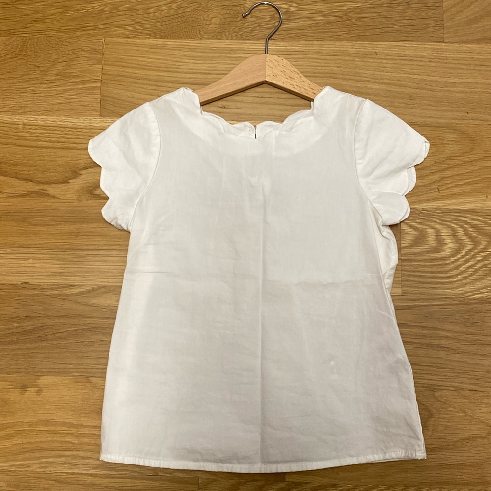 Elegant Pique Nique blouse, size 6 ( I believe it’s more of a 5), 100 % cotton